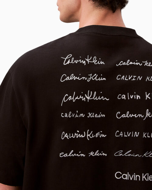 Alternative view of טי שירט לוגו חתימה קלווין קליין